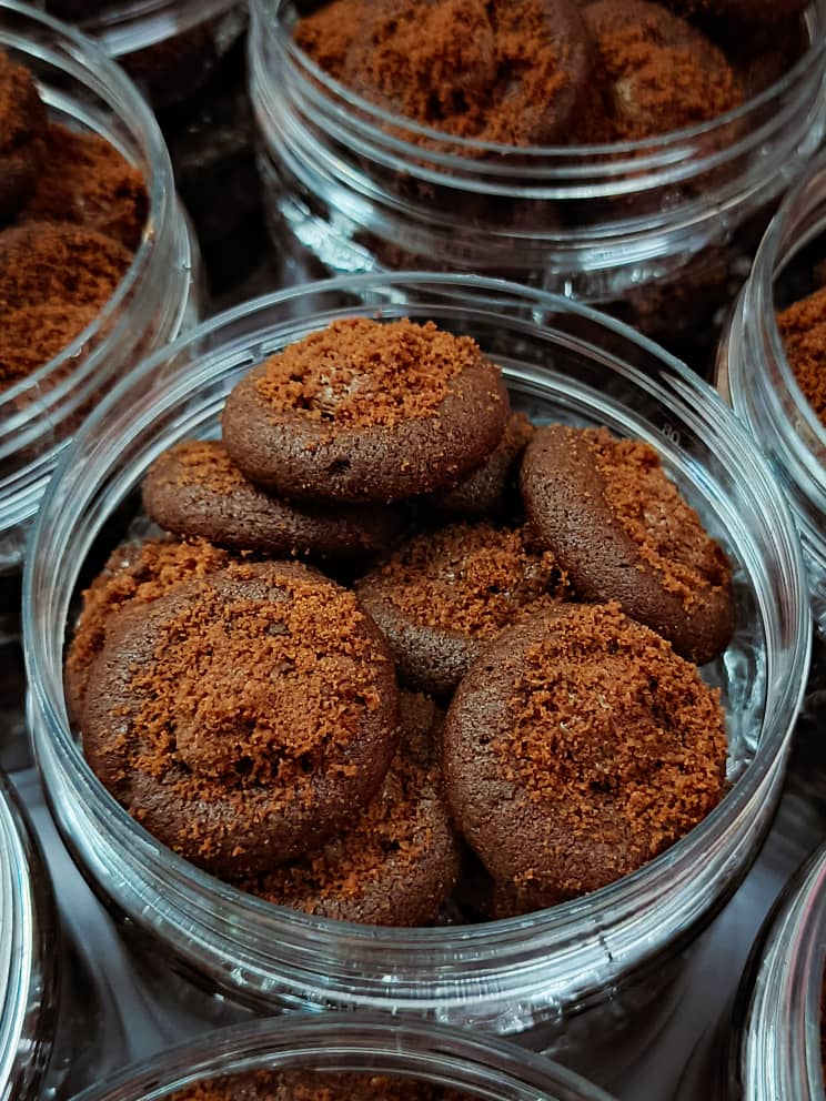 Biskut Black Dust 215 Gram 29-30 Pcs