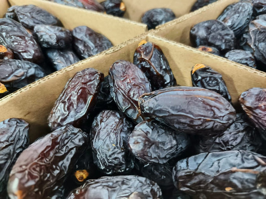 Qamar Kurma Medjoul Palestin Gred Premium 300 gram