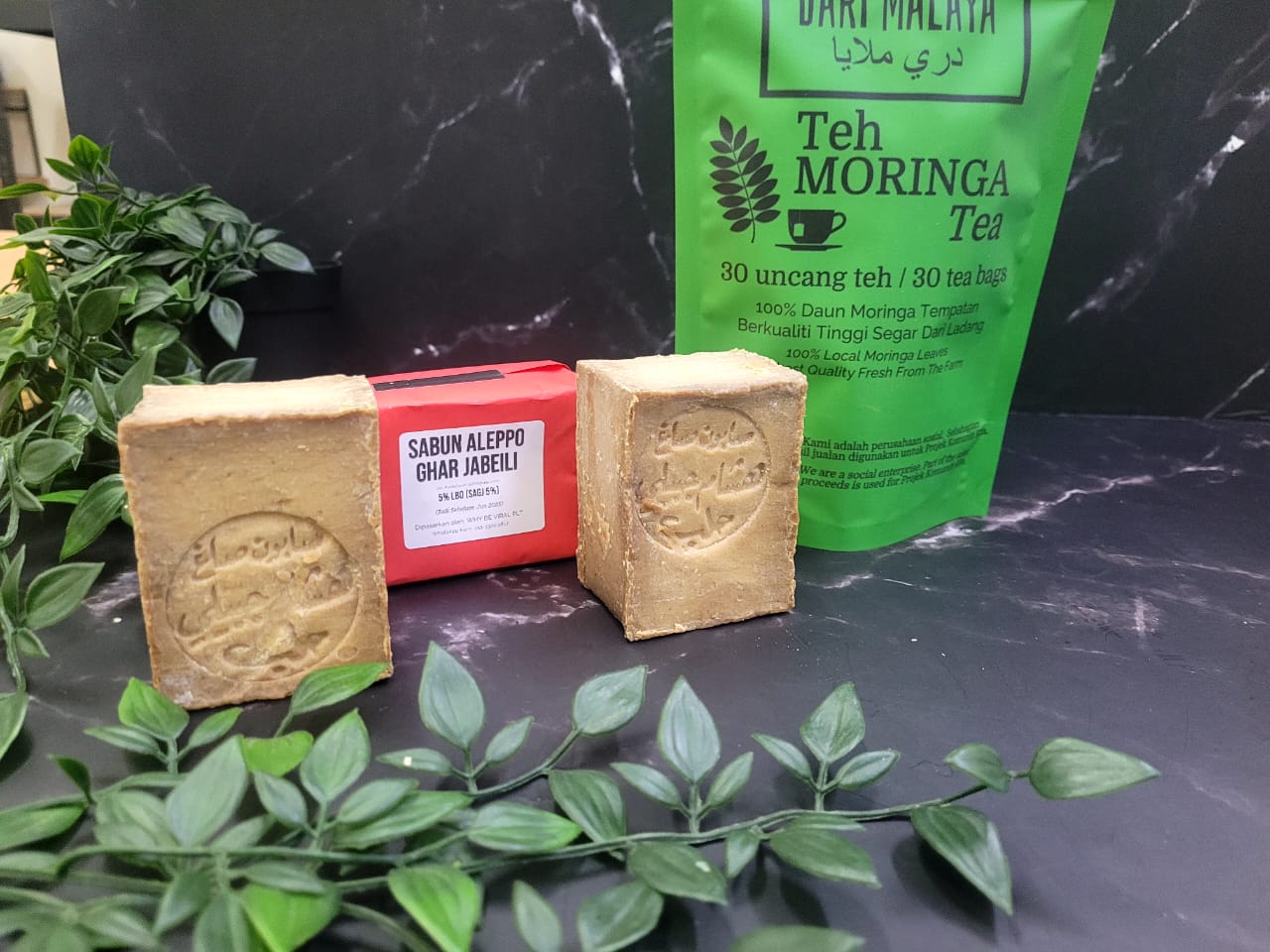 KOMBO 1 TEH MORINGA 30 UNCANG + 1 SABUN ALEPPO JEBEILI